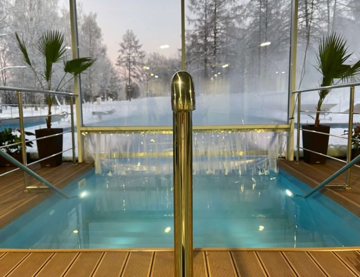 Открытый бассейн - Парк-отель Tulip Inn Sofrino / Тюлип Инн Софрино